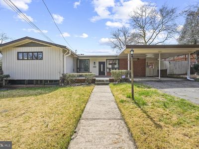 700 Greyrock Dr, Silver Spring, MD 20910