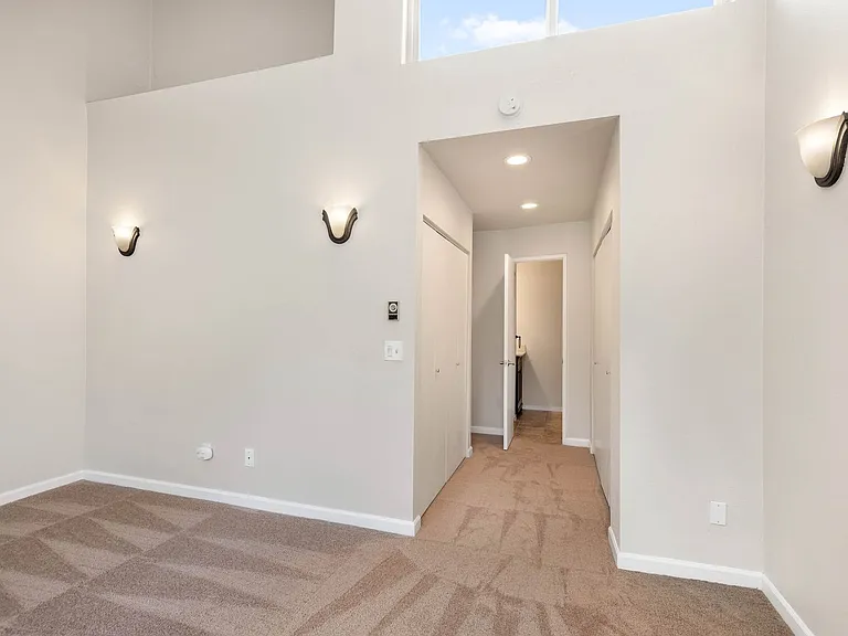 1912 N Northgate Way — Photo 10