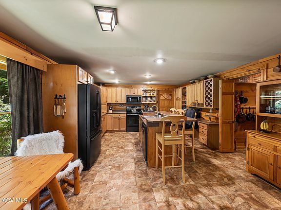 4th image of 30 Juniper Cir