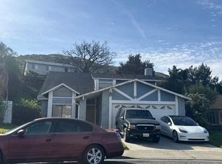 14571 Long View Dr, Fontana, CA 92337