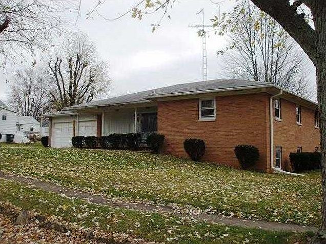1st image of 1303 W Memorial Dr