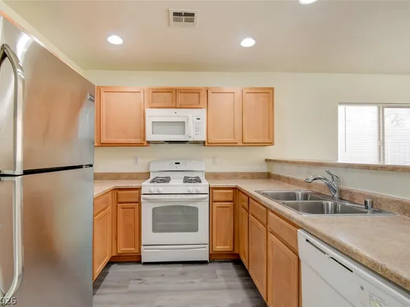5234 Fire Night Ave, Las Vegas, NV 89122
