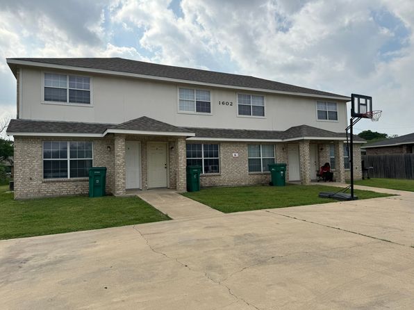 1602 Aztec Trce APT A