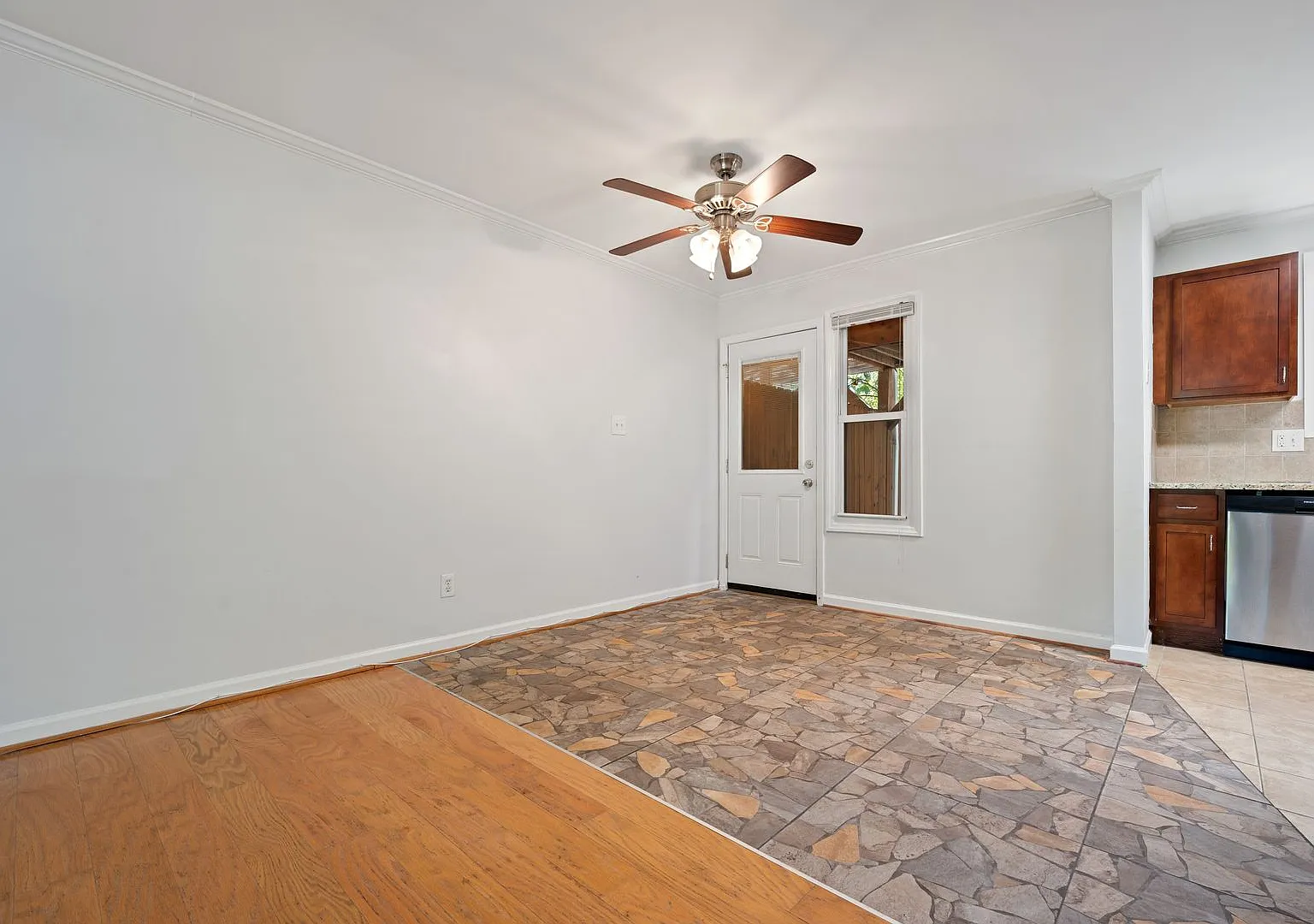 Inviting Carrboro Home Minutes from Downtown — Photo 4