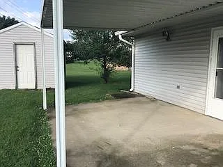 1402 Sandpiper Cir — Photo 2