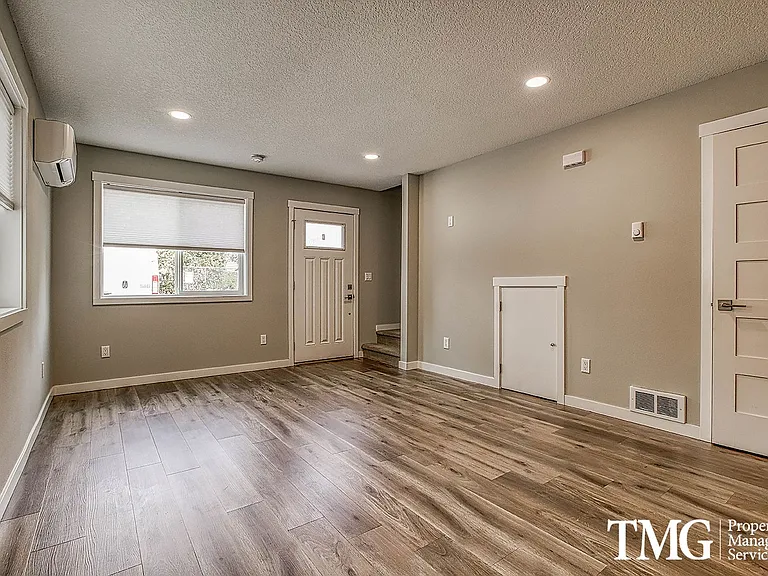 6820 NE Vancouver Mall Dr #A-D — Photo 6