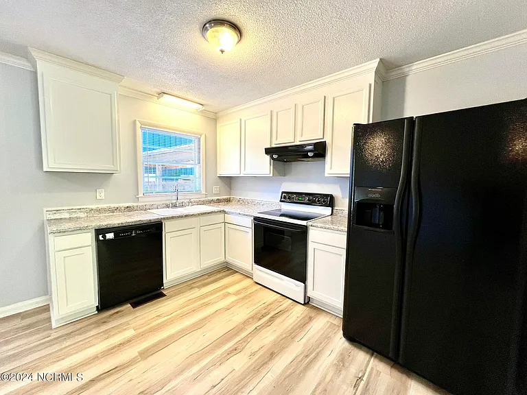 331 Forest Park Rd — Photo 8