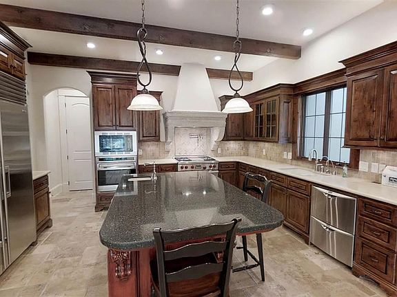 5th image of 6204 Deerfield Dr