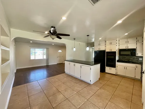 6820 N 11th St, Phoenix, AZ 85014