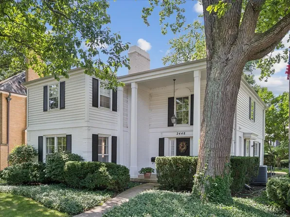 2448 Central Park Ave, Evanston, IL 60201