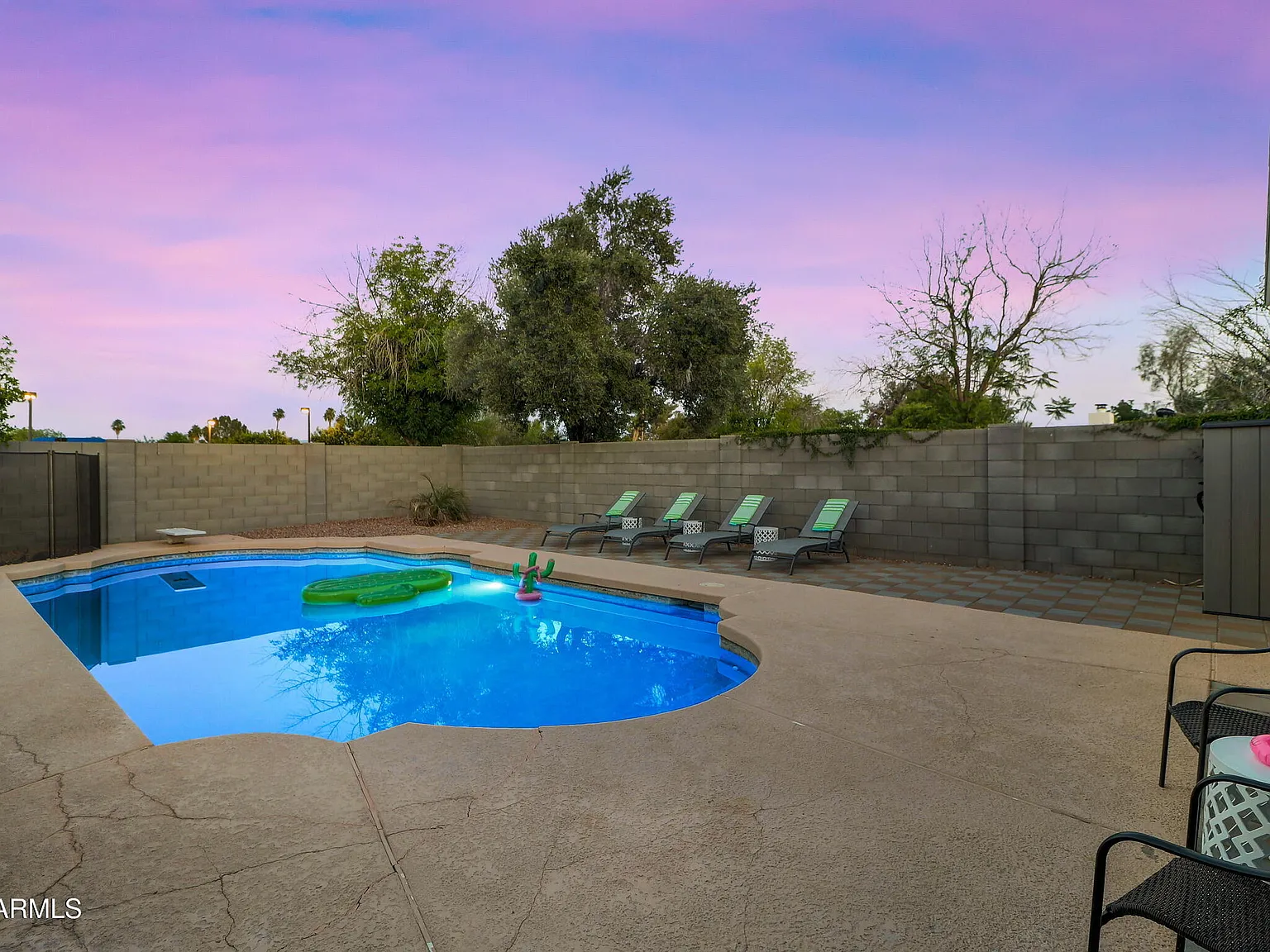 4 bed, 2.0 bath, 2145 sqft, $4,500 — Photo 3