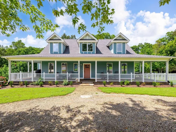 204 Johnny Wheeler Ln, Dunlap, TN 37327