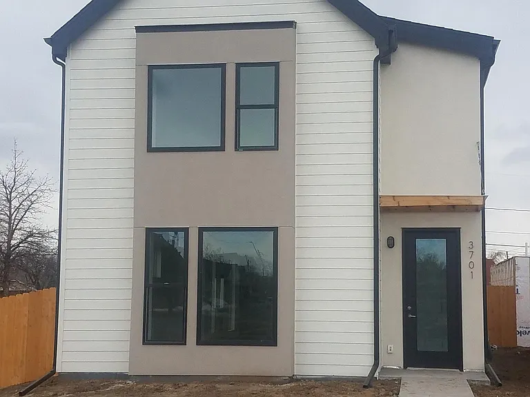 3701 N Gaylord St — Photo 1