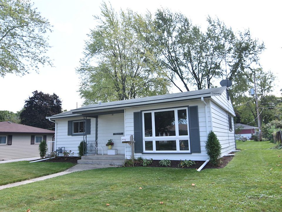 1st image of 1617 Rushmore Dr