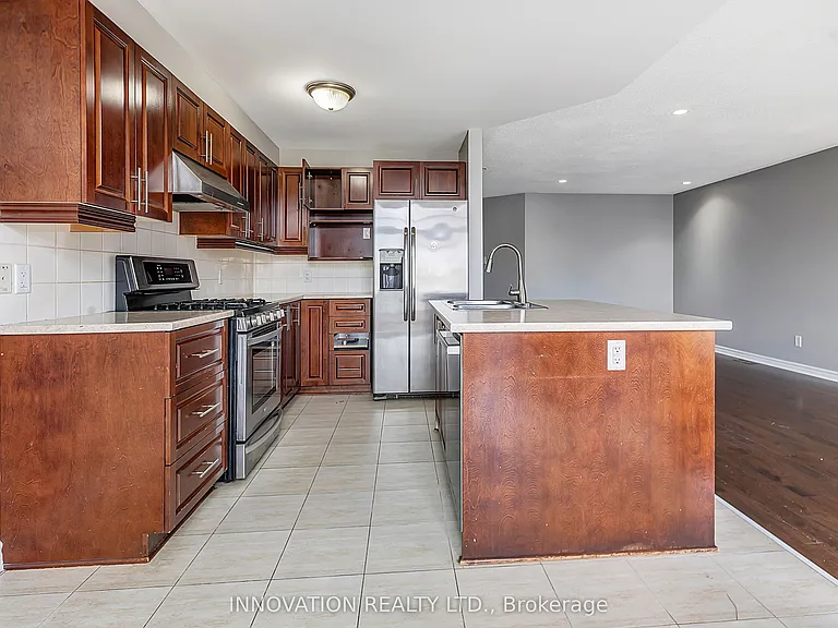 126 Garrity Cres — Photo 10
