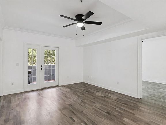 4th image of 300 E SOUTH STREET #2001