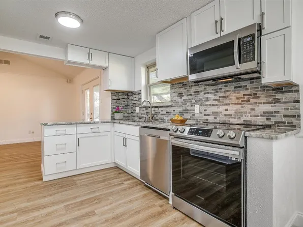 2608 Kingston St, Arlington, TX 76015