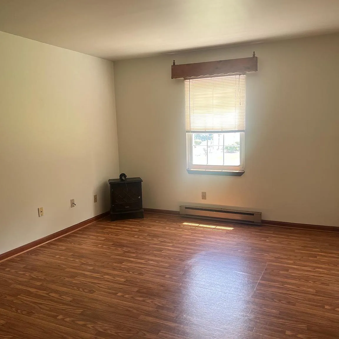7280 Brentland Rd — Photo 3