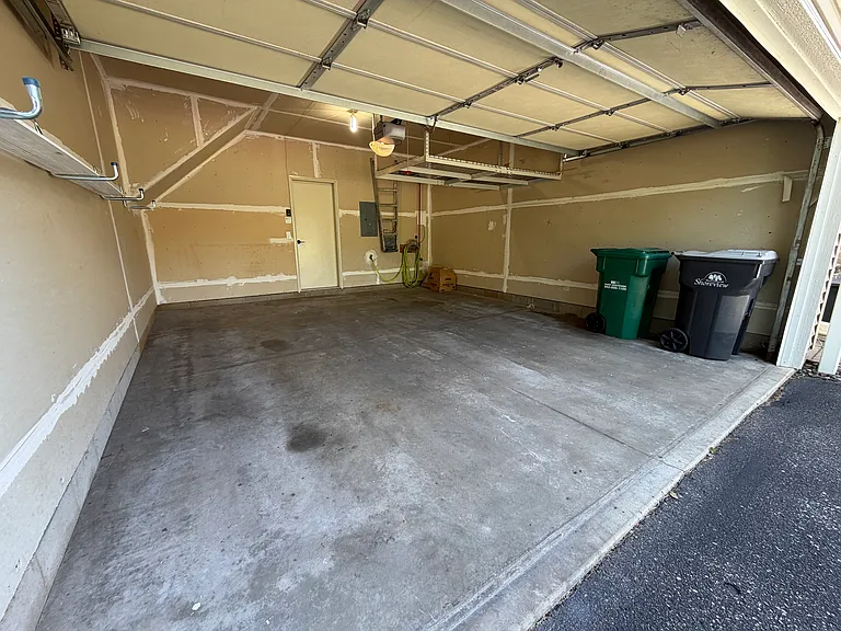 1891 Wildflower Ct — Photo 31