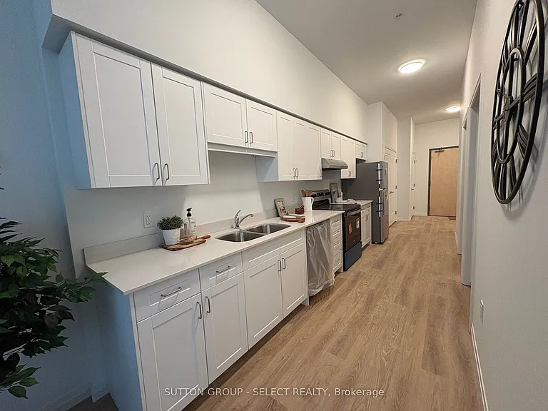 351 Hill St #102 — Photo 10