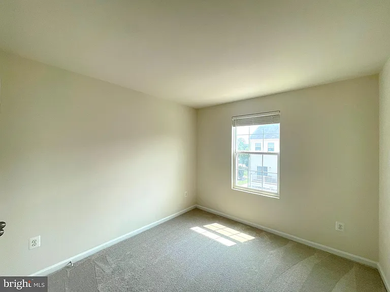 2863 Hedgerow Pl — Photo 17