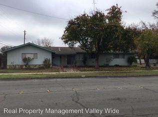 910 Brookdale Dr, Merced, CA 95340