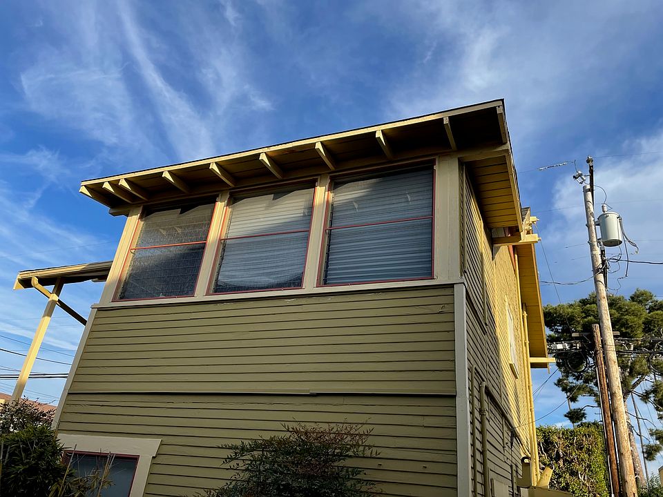 Sunroom exterior view