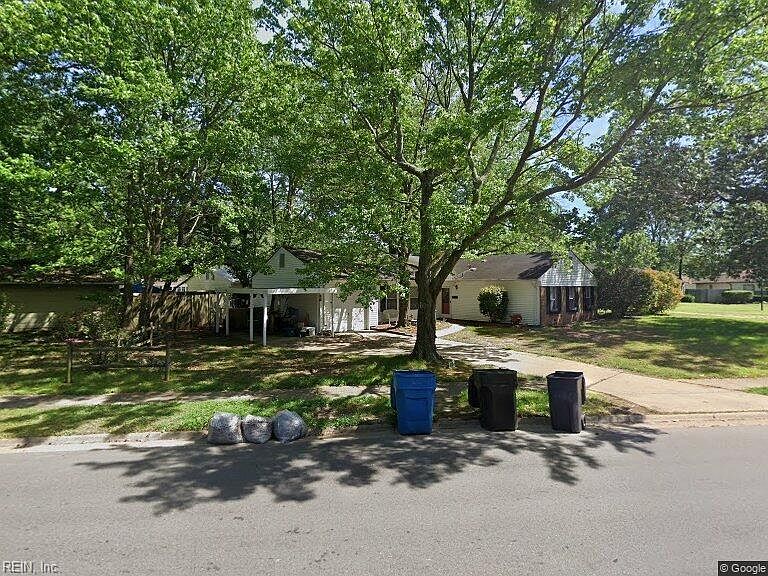 1st image of 416 Lee Highlands Blvd
