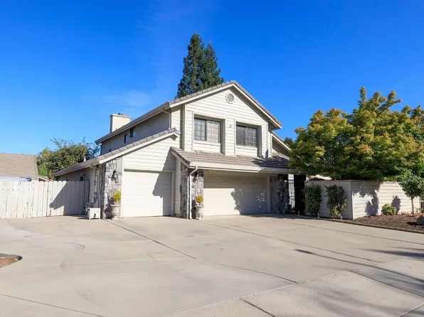 808 River Ave, Oakdale, CA 95361