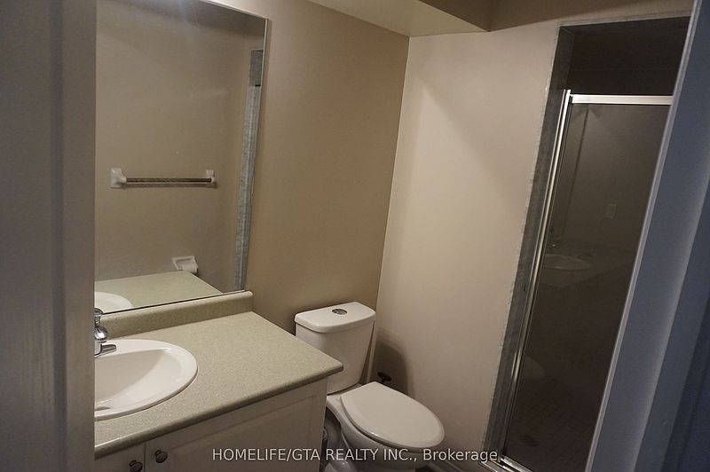 Toronto House for rent - 4 Bedrooms — photo 36