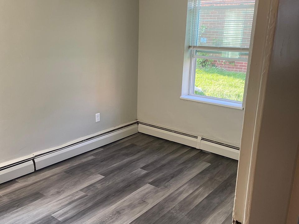 1st image of 2707 E 165th St #3