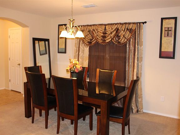 5th image of 404 Pargo Dr