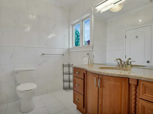 5 Boulevard image 21 of 37