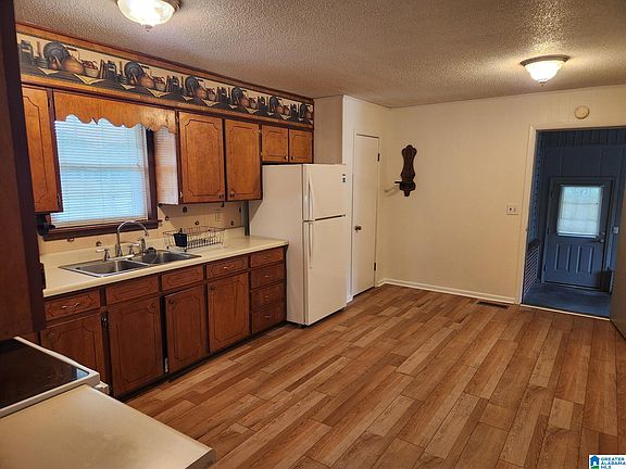 2nd image of 201 Riversight Dr