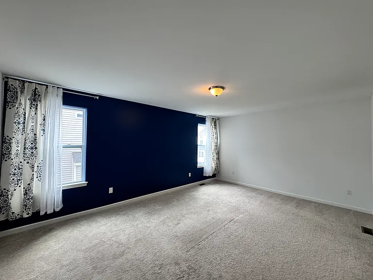 278 Springview St — Photo 24