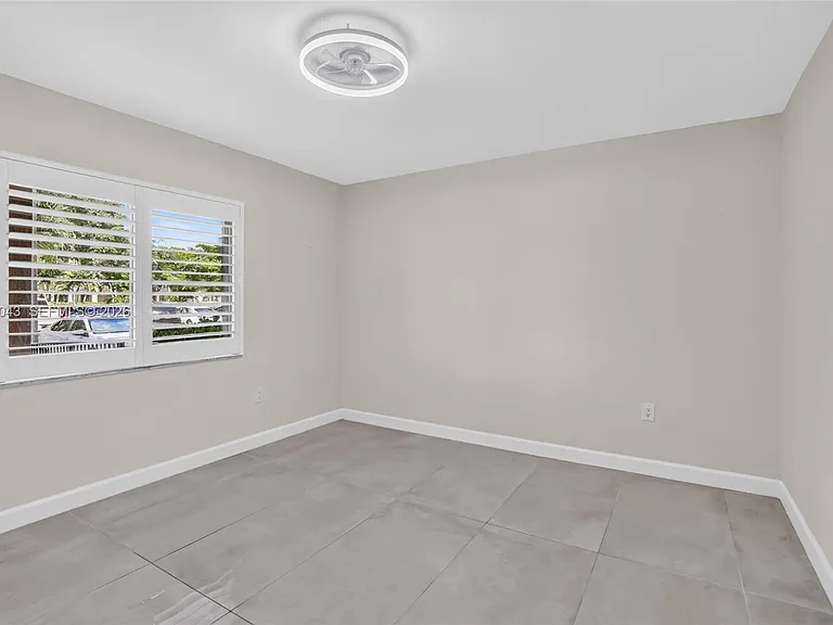 13800 SW 14th St #114C — Photo 23