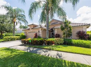 8416 Indian Wells Way, Naples, FL 34113