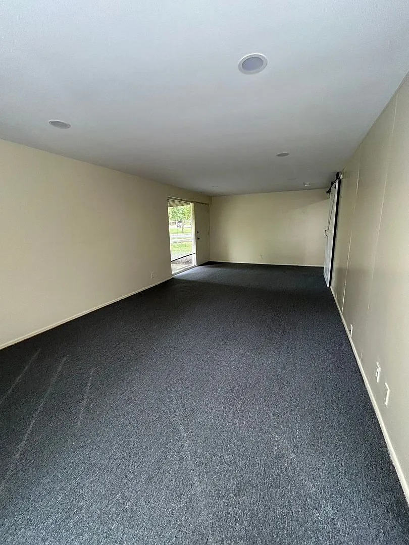 1 bedroom, 1 bathroom apartment — Photo 4