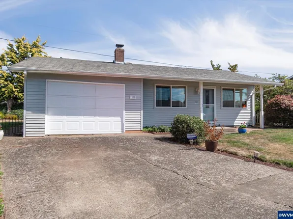 1580 Thompson Rd, Woodburn, OR 97071