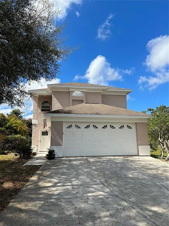 3 bed, 3.5 bath, 1482 sqft, $3,190 — Photo 1