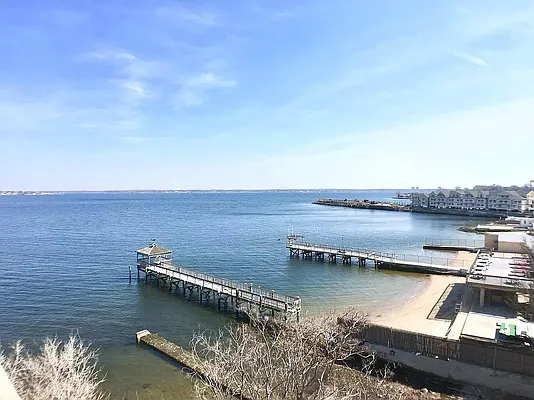 Rented by Bruma Realty LLC | media 7