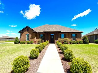 67 Watkins Glen Dr, Wetumpka, AL 36093