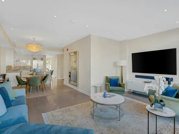 316 Park Avenue image 6 of 47