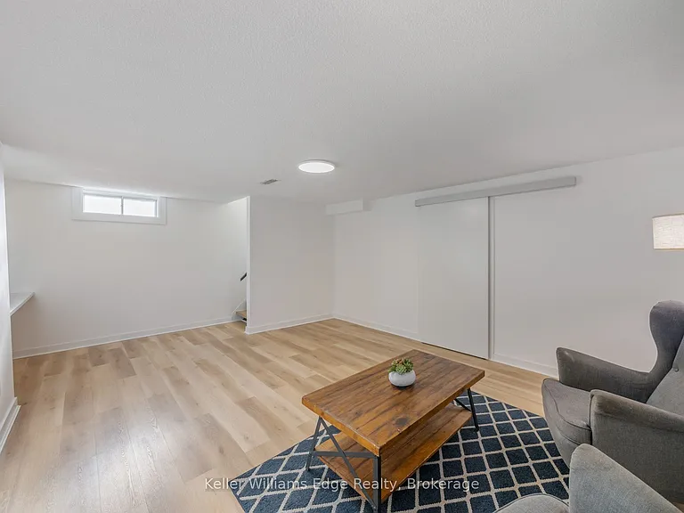153 Dudhope Ave — Photo 22