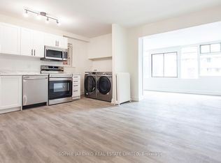 413 Roncesvalles Ave #1, Toronto, ON M6R 2N1