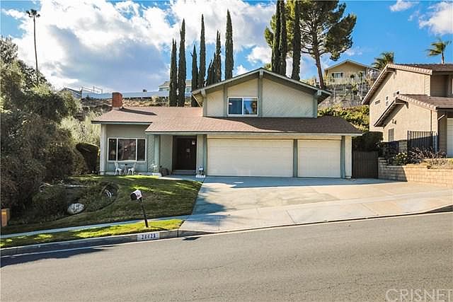 1st image of 28623 Kenroy Ave