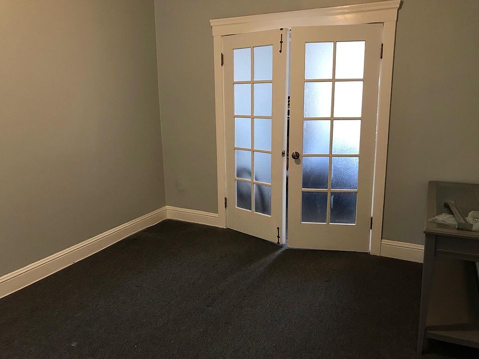 1st image of 2390 21st Ave APT 1