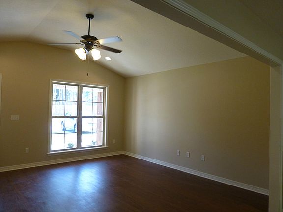 3rd image of 188 Lost Orchard The Heatherwood Dr