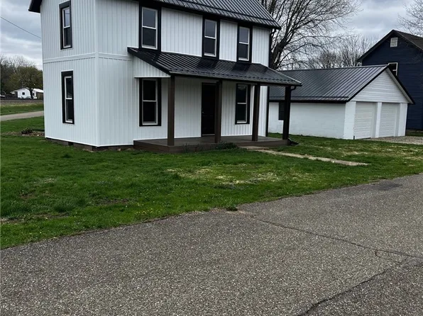 602 Adams St, Conesville, OH 43811