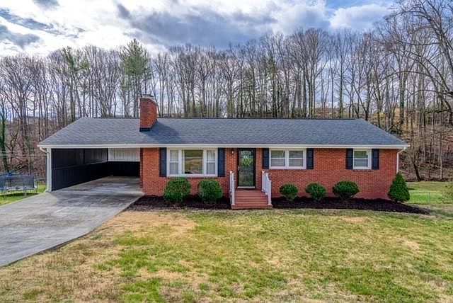 1st image of 4534 Cresthill Dr